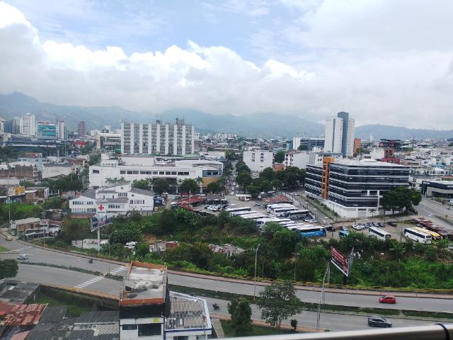 Apartaestudio En Arriendo En Pereira En Pinares A212371