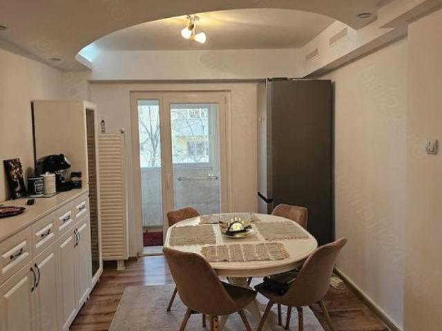 Apartament închirieri în Piața Gării, Craiova