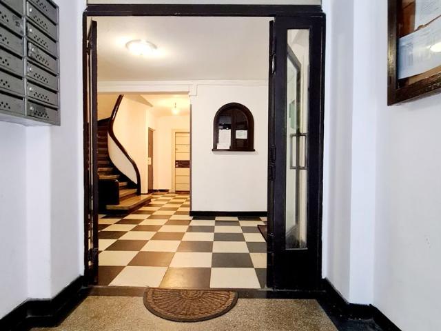 Apartament vânzări în Romani