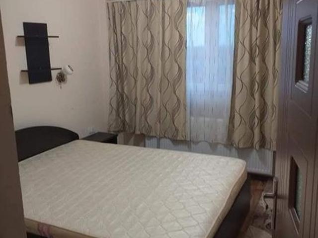 Apartament închirieri