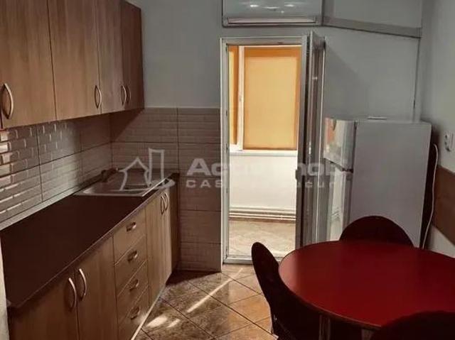 Apartament închirieri în ZONA PRIMARIEI, Târgoviște
