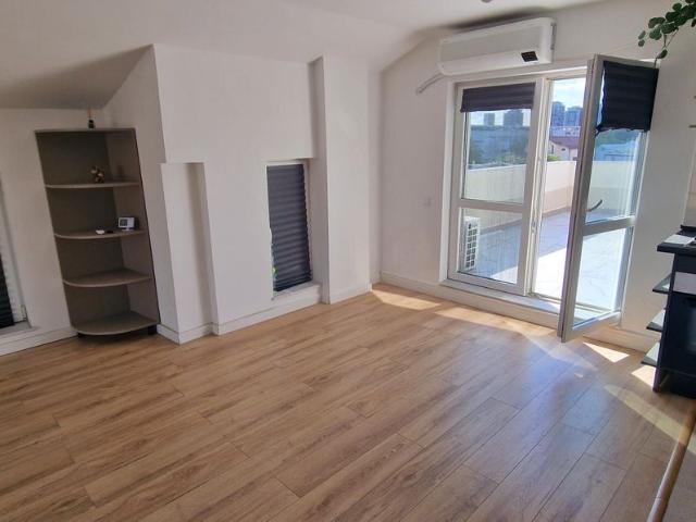Apartament vânzări în Romani