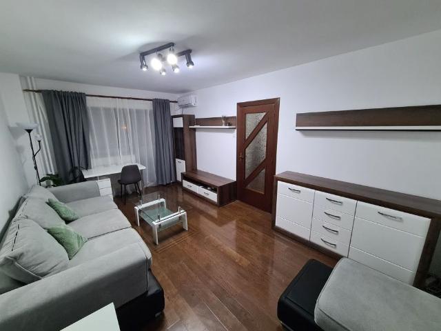 Apartament închirieri în Colțea, București