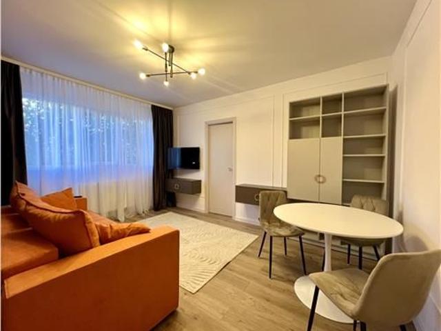 Apartament închirieri în Cartier 9 mai numărul 4F Blocuri 1,2,3c,6,4, Ploiești