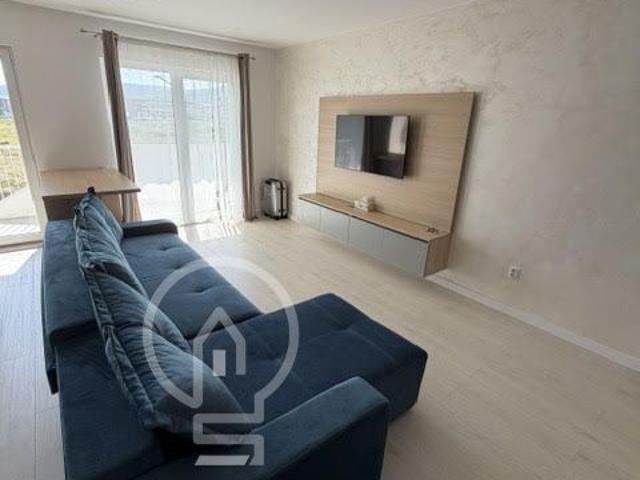 Apartament închirieri în Colonia de Sub Deal, Florești