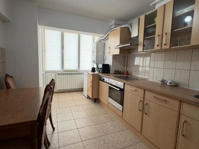 Apartament închirieri
