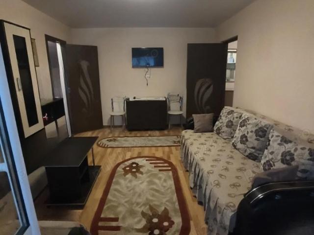 Apartament închirieri în Arefu, Argeș