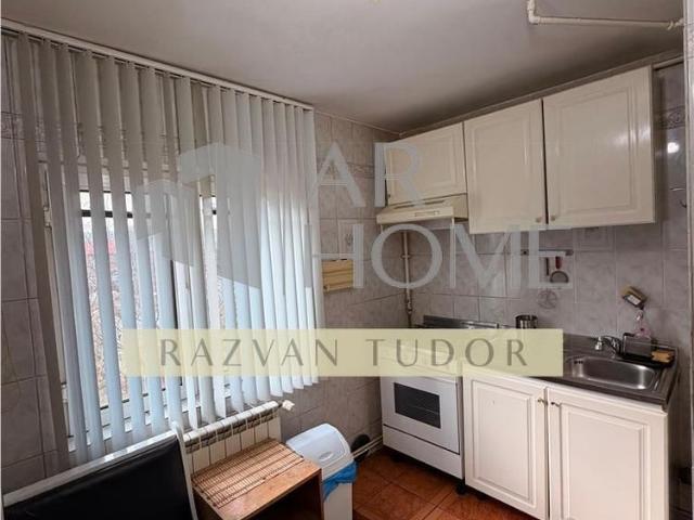 Apartament închirieri în Cartier 9 mai numărul 4F Blocuri 1,2,3c,6,4, Ploiești