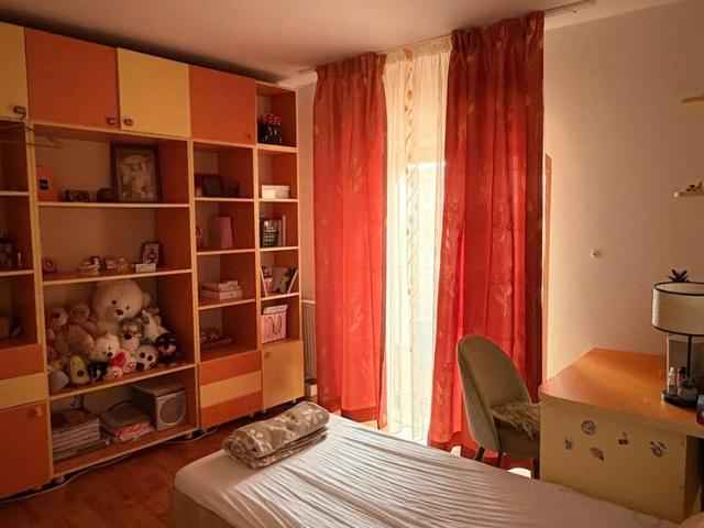 Apartament închirieri în Cartier 9 mai numărul 4F Blocuri 1,2,3c,6,4, Ploiești