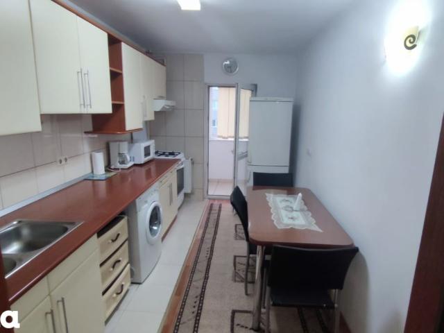 Apartament închirieri