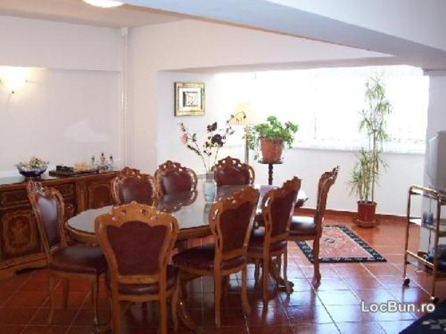 Apartament vânzări în Romani