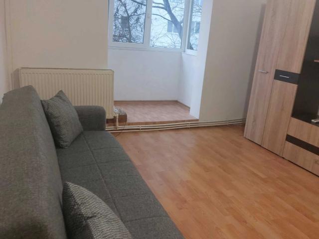 Apartament închirieri în Arefu, Argeș