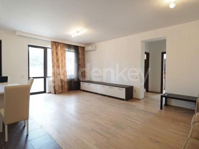 Apartament închirieri în Zodiac, Voluntari