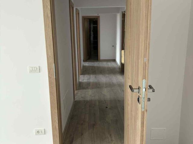 Apartament vânzări în Romani, Brașov