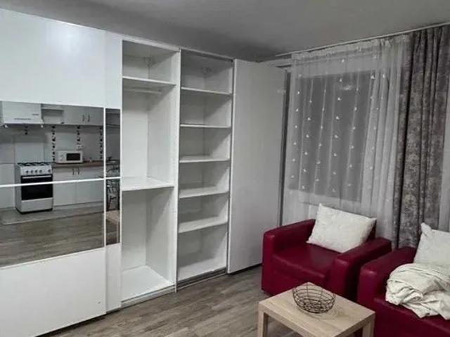 Apartament închirieri în Colonia de Sub Deal, Florești
