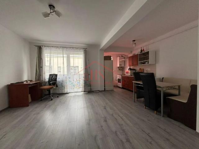 Apartament închirieri în Colonia de Sub Deal, Florești