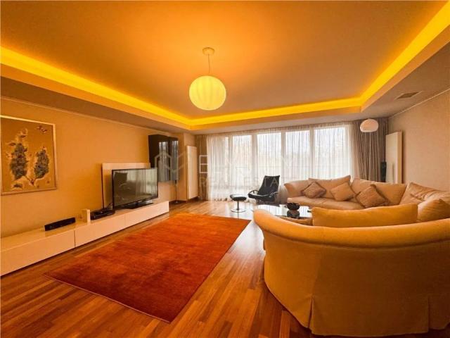Apartament închirieri în Colțea, București