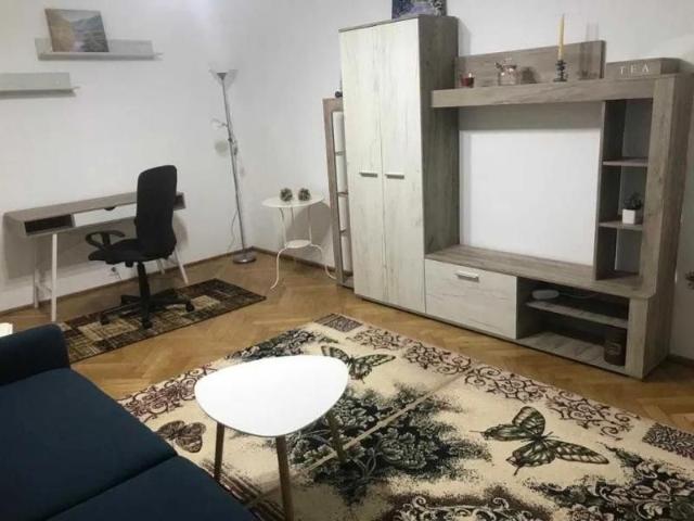 Apartament închirieri în Uzinei, Iași