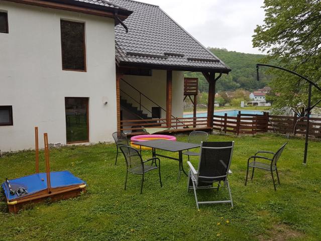 Casă închirieri în Caraș-severin