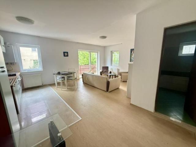 Apartament închirieri în Cetatea Fetei, Florești