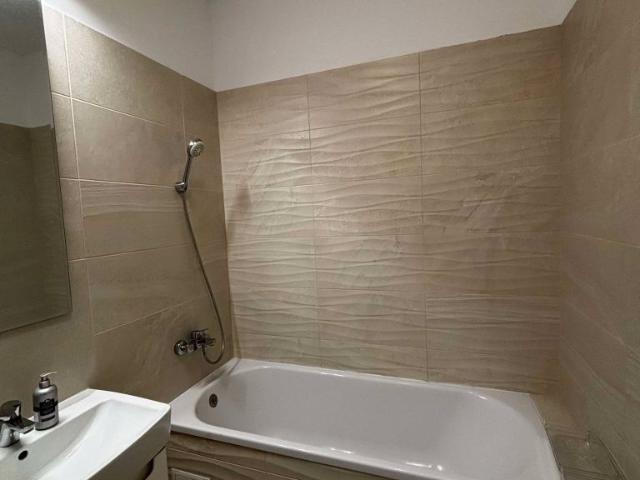 Apartament închirieri