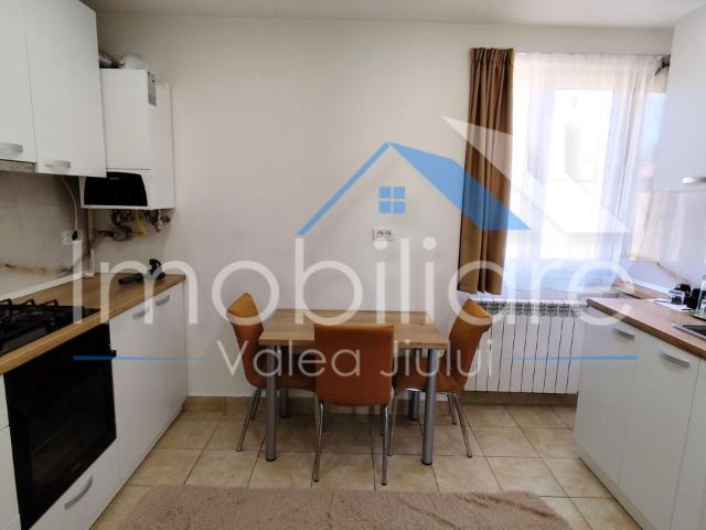 Proprietate închirieri în Petrosani, Hunedoara