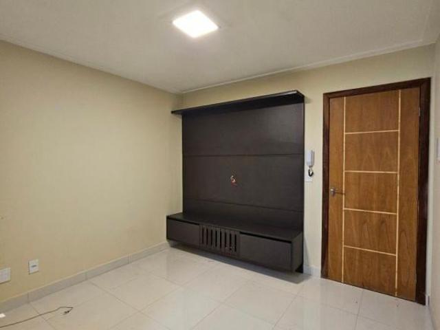 Apartamento venda em Região Geográfica Imediata do Distrito Federal, Região Integrada de Desenvolvimento do Distrito Federal e Entorno