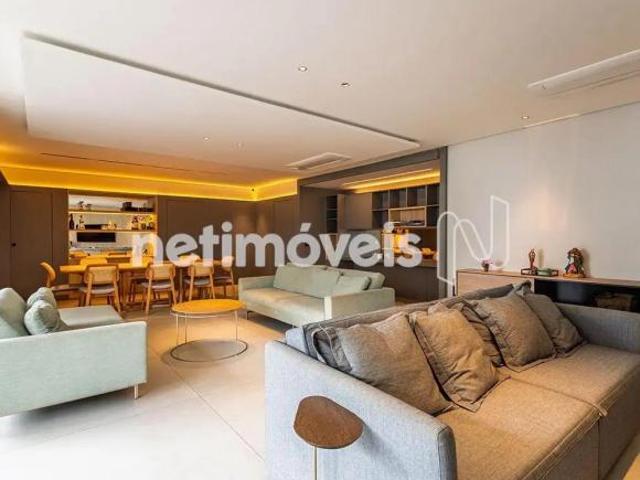 Apartamento venda em Região Geográfica Imediata do Distrito Federal, Região Integrada de Desenvolvimento do Distrito Federal e Entorno