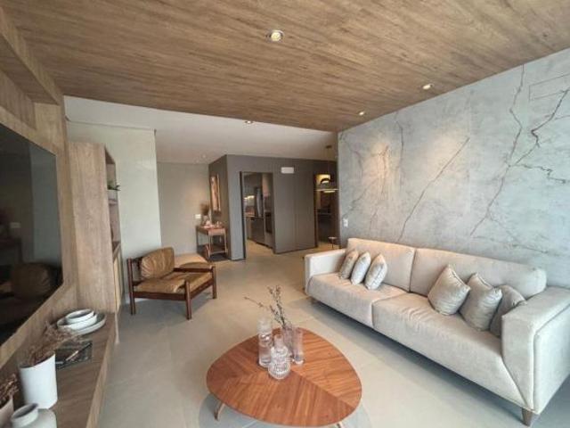 Apartamento venda em Região Geográfica Imediata do Distrito Federal, Região Integrada de Desenvolvimento do Distrito Federal e Entorno