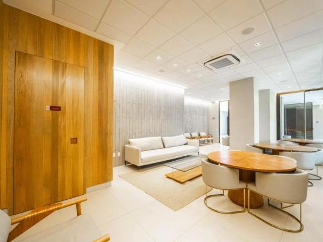 Apartamento venda em SQN 215, Plano Piloto