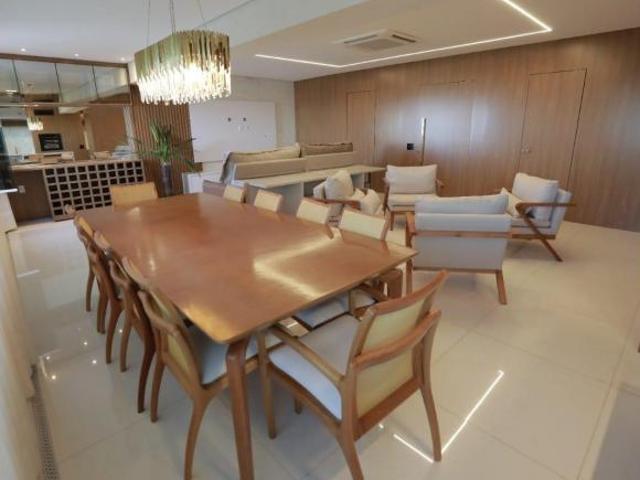Apartamento venda em Região Geográfica Imediata de Goiânia, Goiânia