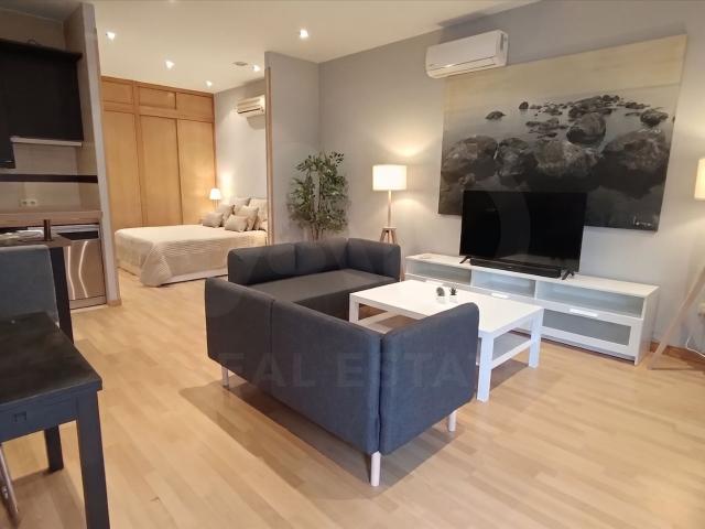Apartamento en venta en Moratalaz, Madrid
