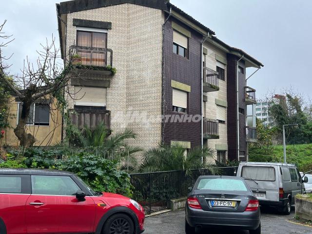 Apartamento alugar em Porto, Lordelo Do Ouro