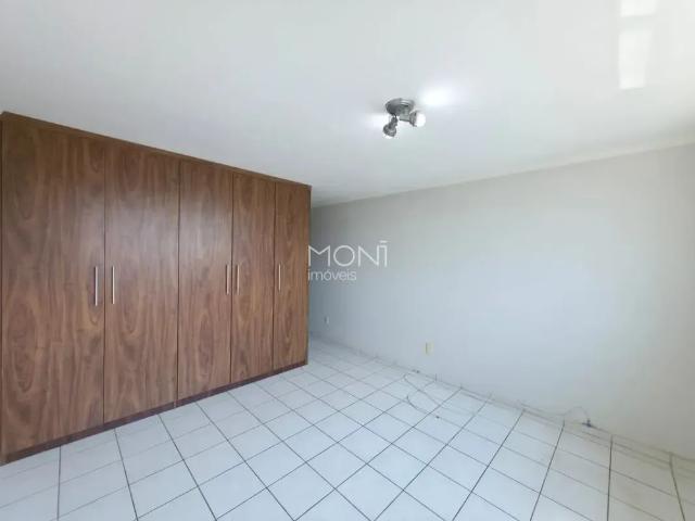 Apartamento aluguel em Lago Norte, Região Geográfica Intermediária do Distrito Federal