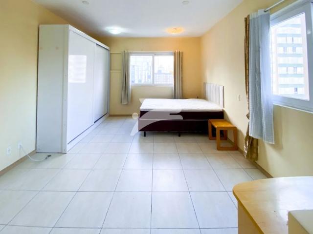 Apartamento aluguel em Centro, Curitiba