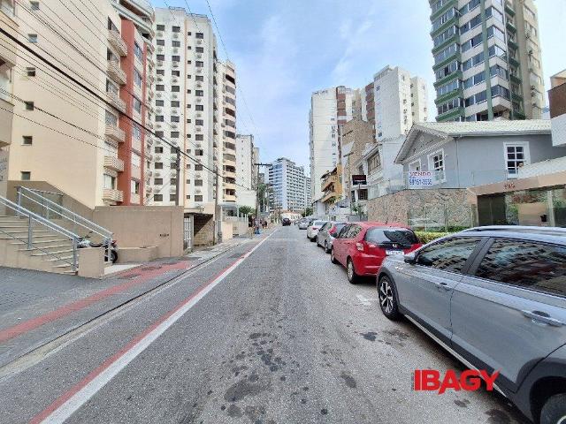 Apartamento aluguel em Região Geográfica Imediata de Florianópolis, Desterro