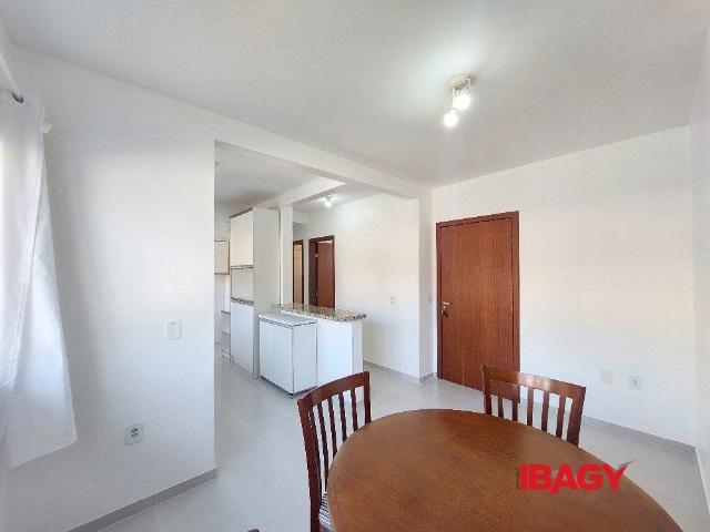 Apartamento aluguel em Coqueiros, Florianópolis