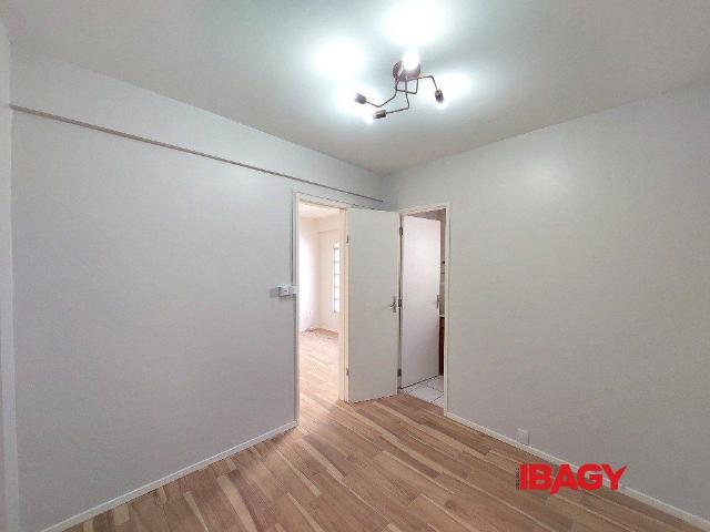 Apartamento aluguel em Região Geográfica Imediata de Florianópolis, São José