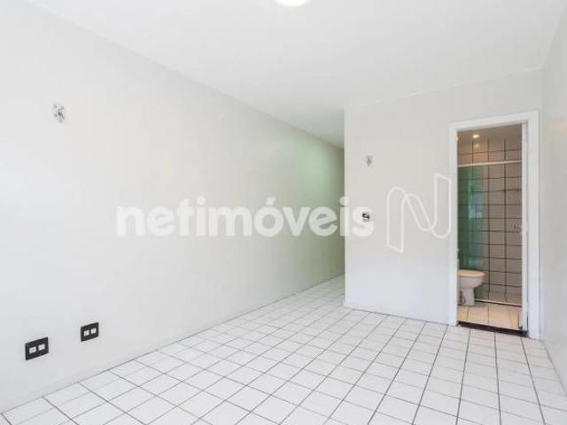 Apartamento venda em Região Geográfica Imediata do Distrito Federal, Região Integrada de Desenvolvimento do Distrito Federal e Entorno