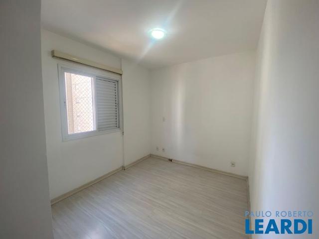 Apartamento aluguel em Região Imediata de São José dos Campos, Região Metropolitana do Vale do Paraíba e Litoral Norte