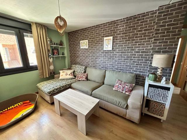 Apartamento en venta en Villaobispo de las Regueras, Villaquilambre