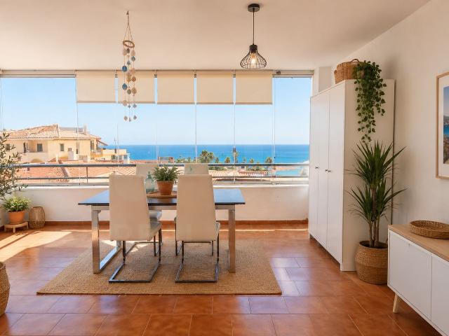 Piso en venta en Benagalbón, La Axarquía