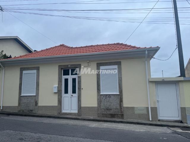 Apartamento alugar em Gondivai, Porto
