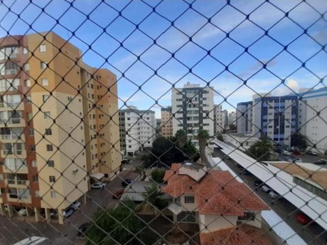 Apartamento venda em Região Geográfica Imediata do Distrito Federal, Região Integrada de Desenvolvimento do Distrito Federal e Entorno