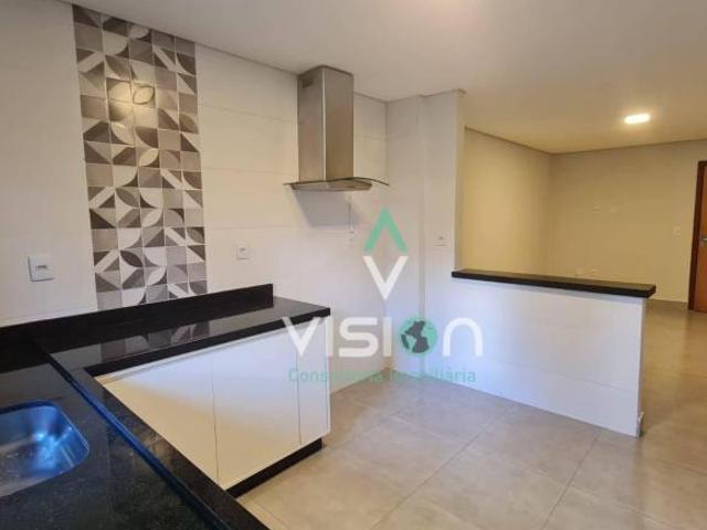 Apartamento venda em Região Geográfica Imediata do Distrito Federal, Região Integrada de Desenvolvimento do Distrito Federal e Entorno