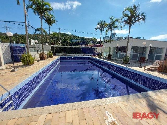Apartamento aluguel em Região Geográfica Imediata de Florianópolis, São José