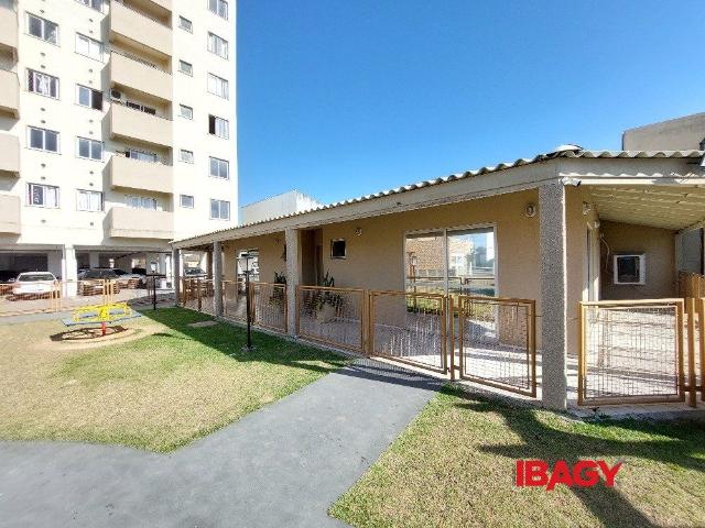 Apartamento aluguel em Região Geográfica Imediata de Florianópolis, São José
