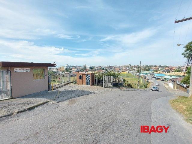 Apartamento aluguel em Região Geográfica Imediata de Florianópolis, Biguaçu