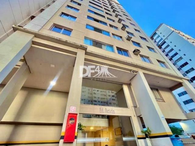 Apartamento venda em Região Geográfica Imediata do Distrito Federal, Região Integrada de Desenvolvimento do Distrito Federal e Entorno