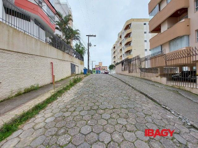 Apartamento aluguel em Região Geográfica Imediata de Florianópolis, Desterro